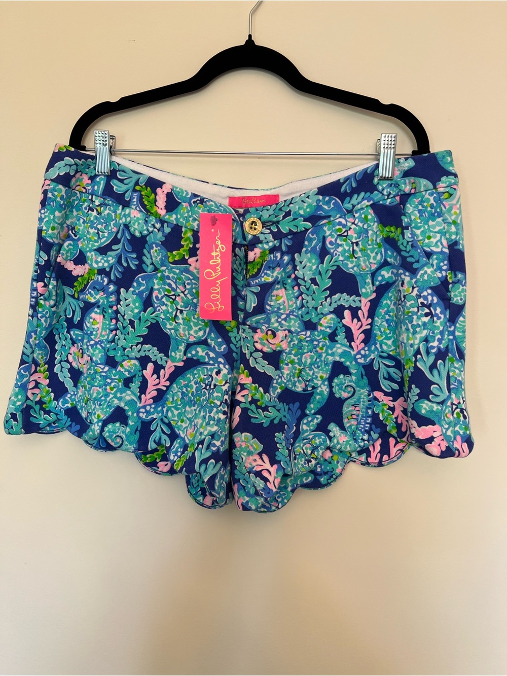 Lilly Pulitzer Navy Multicolor Seahorse Scalloped Shorts